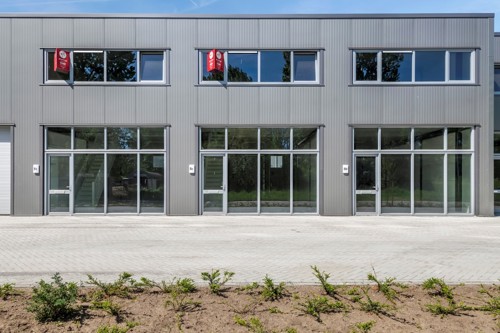 20250923 bedrijfsgebouw