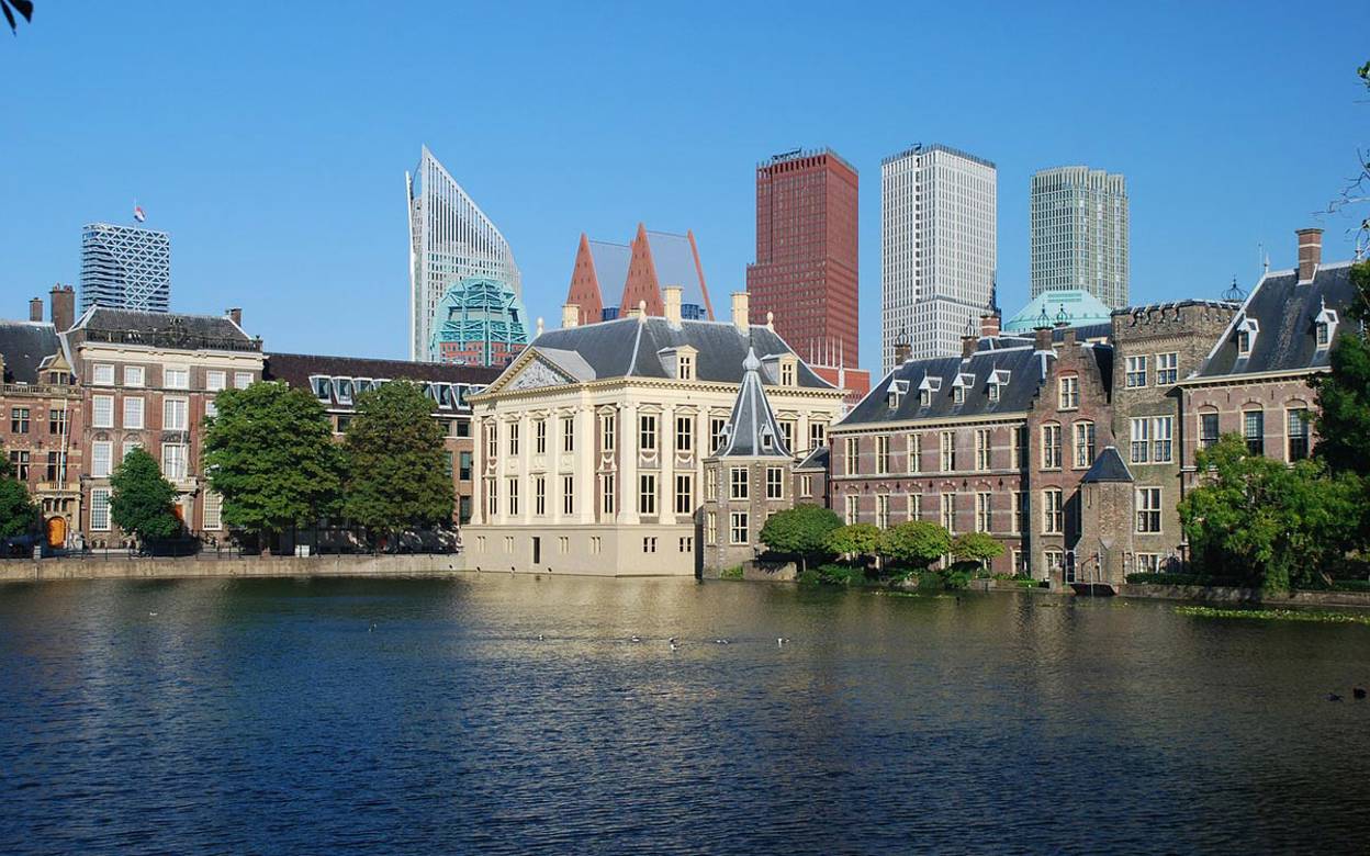 Binnenhof 1
